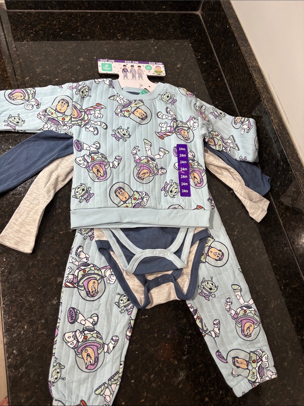 DISNEY Baby NWT 4-piece set, lightweight crew w/matching pants and 2 bodysuits